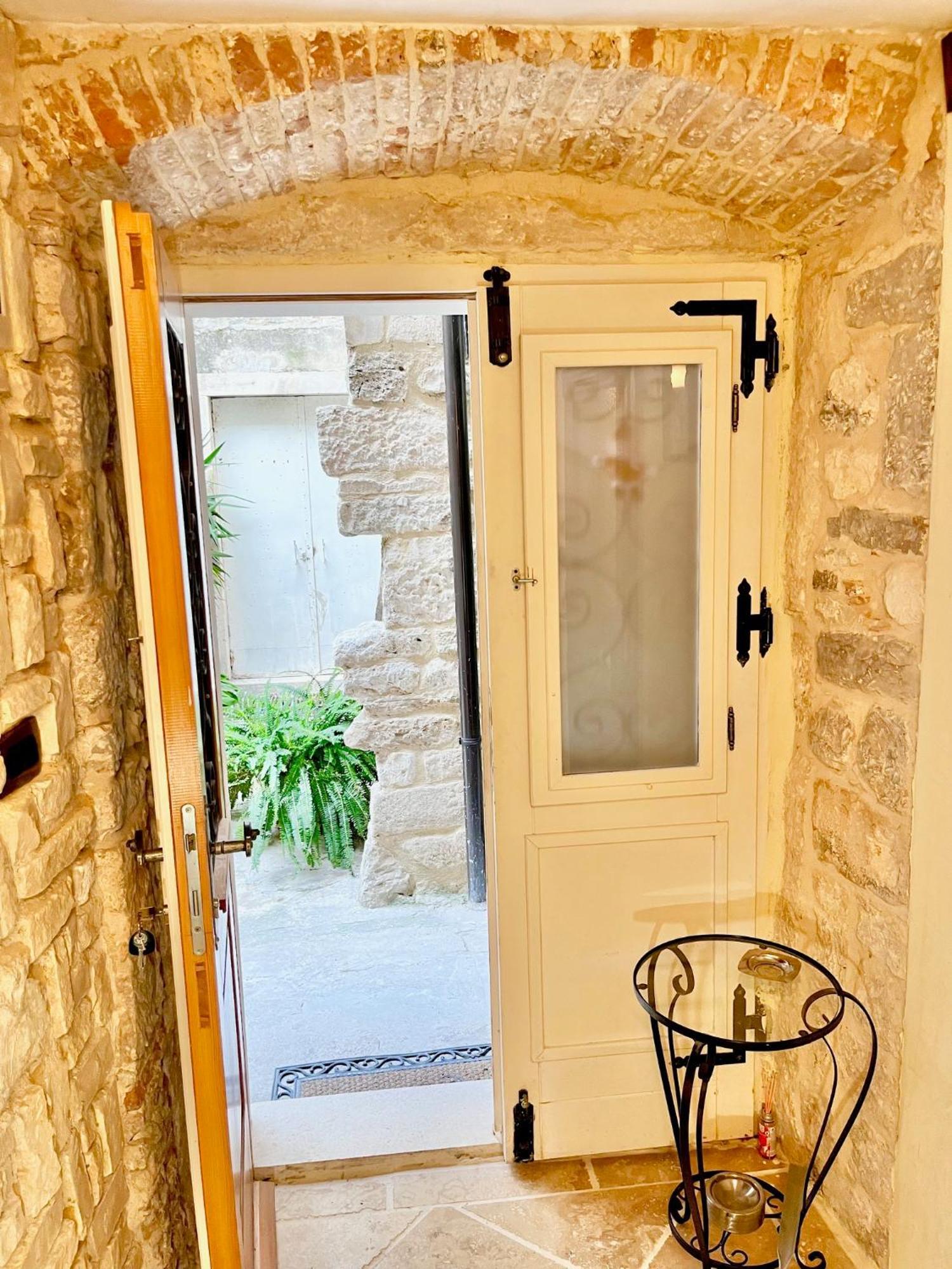 Apartment Venus Of The Palace - New Renovated Split Ngoại thất bức ảnh