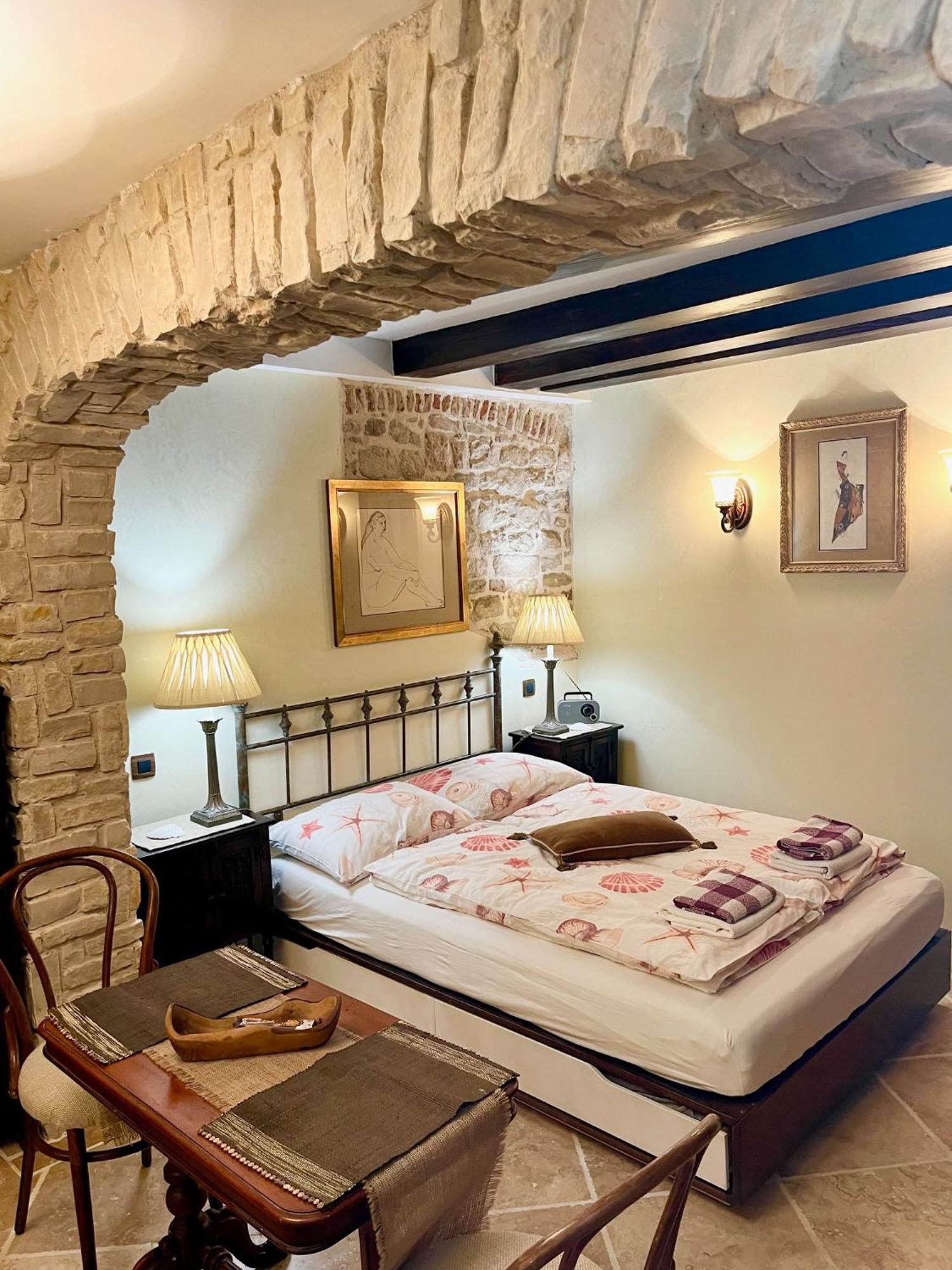 Apartment Venus Of The Palace - New Renovated Split Ngoại thất bức ảnh