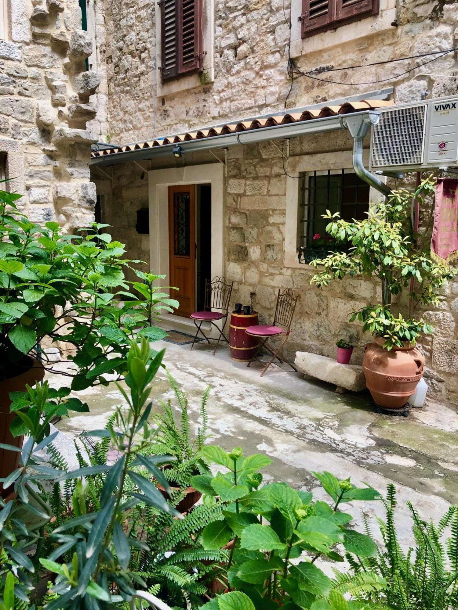 Apartment Venus Of The Palace - New Renovated Split Ngoại thất bức ảnh